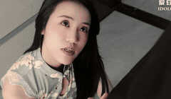 /趁哥哥打游戏,和嫂子厨房偷情-书涵.